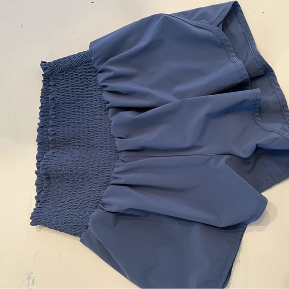 Offline by Aerie Real Me Smocked Waist Running Short Dusty Blue Size Large EUC - Picture 4 of 5